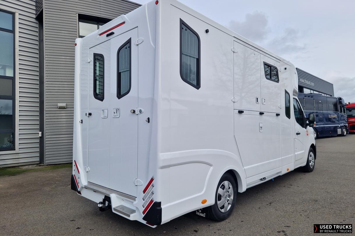 Renault Trucks Master
                                            165