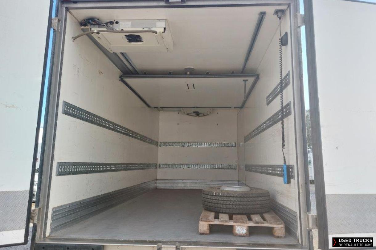 Renault Trucks Midlum 220