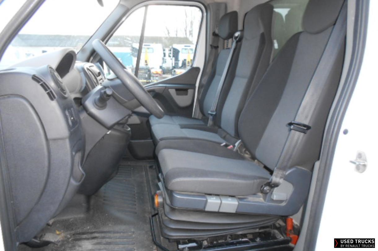 Renault Trucks Master 165