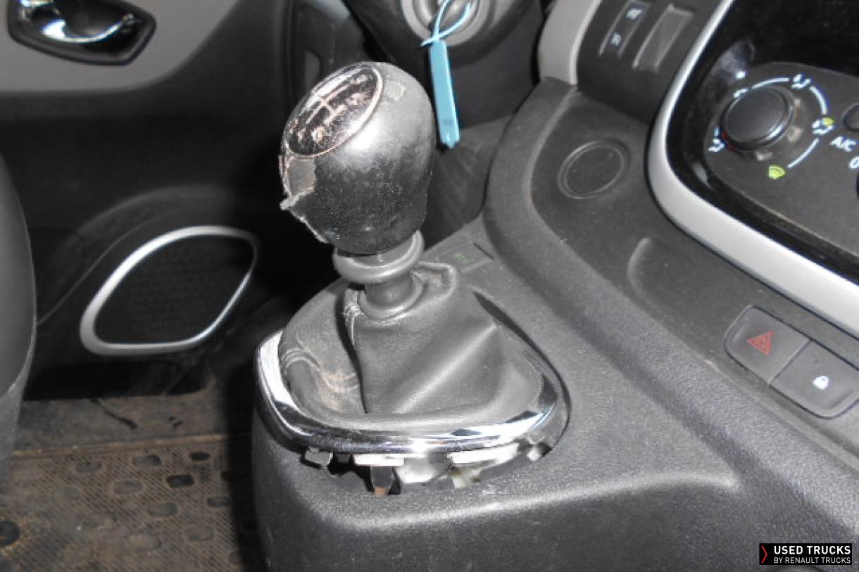 Renault Trucks Trafic 