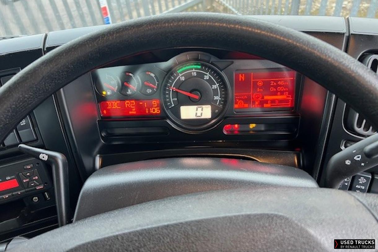 Renault Trucks D Wide 320