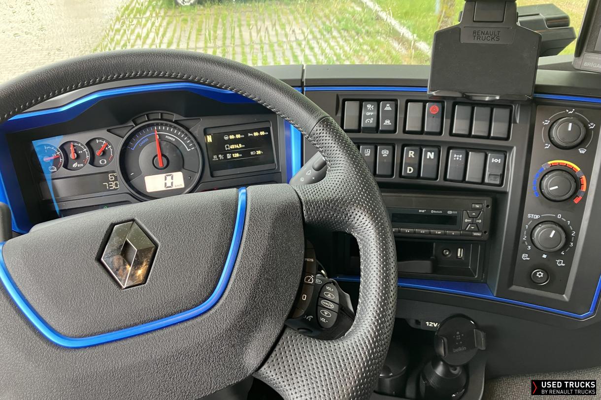 Renault Trucks D Wide 