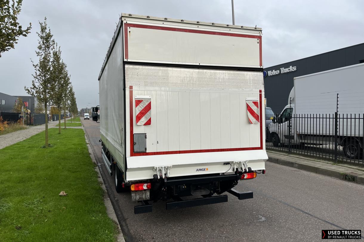 Renault Trucks D 240