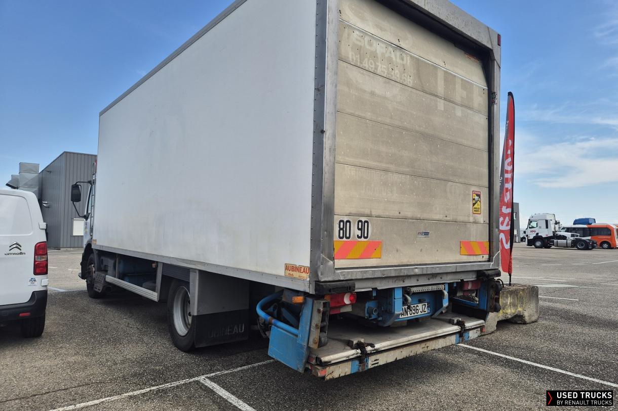 Renault Trucks Premium 210