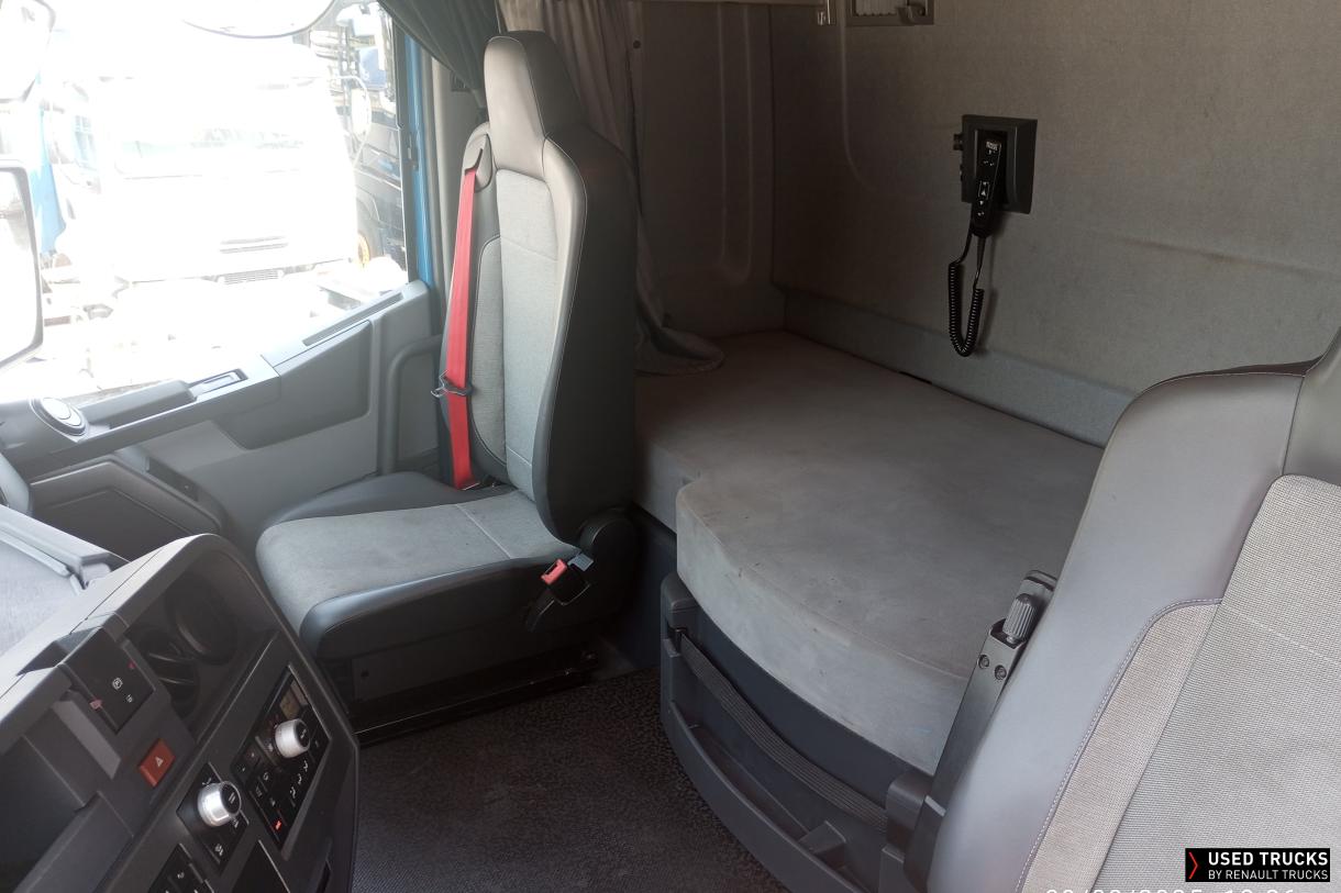 Renault Trucks T 440
