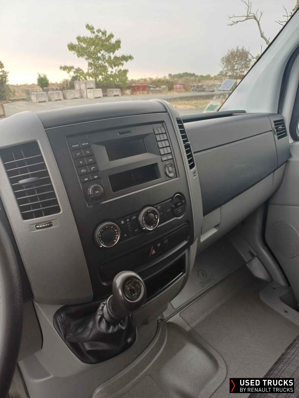 Mercedes-Benz Sprinter 130