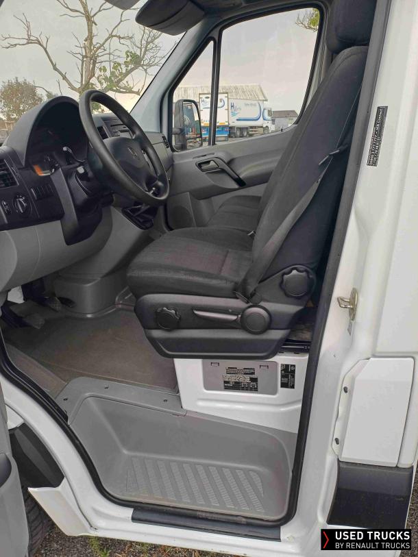 Mercedes-Benz Sprinter 130