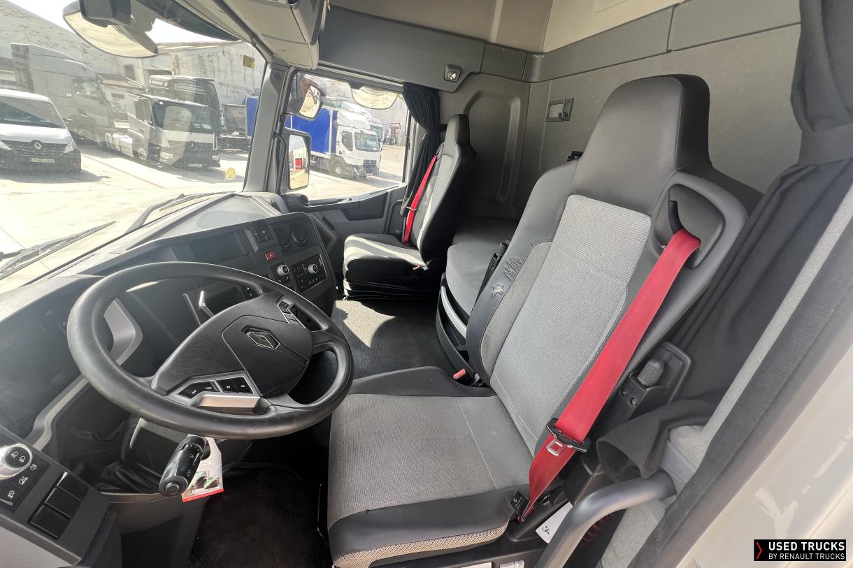 Renault Trucks T 520