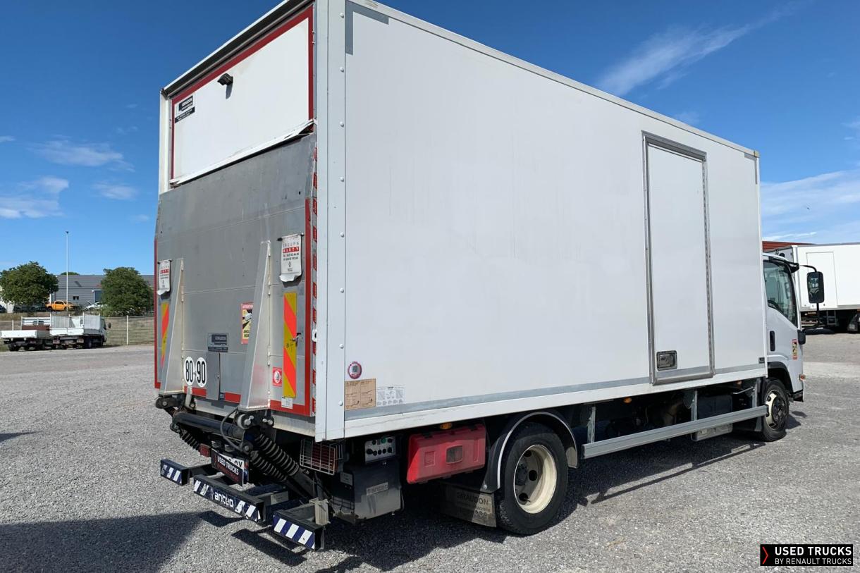 Isuzu N/A 190