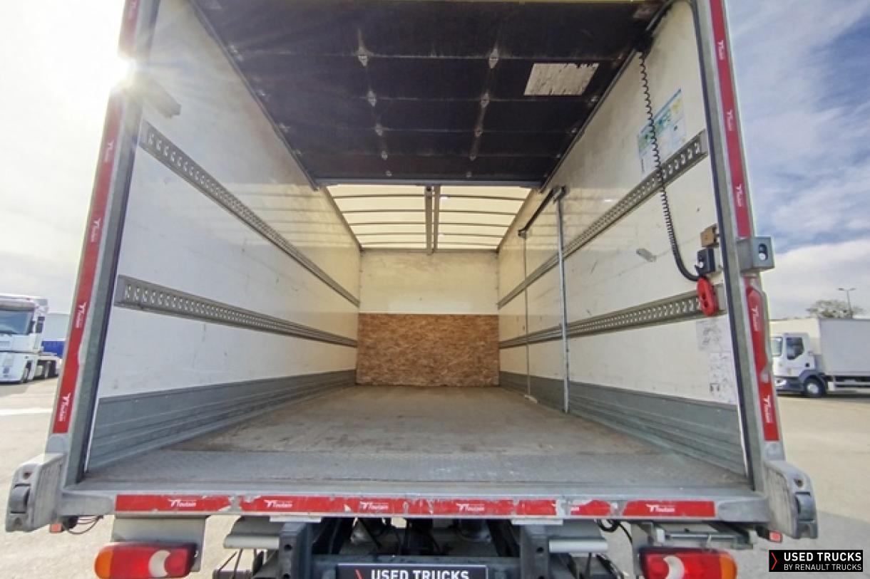 Renault Trucks D 210