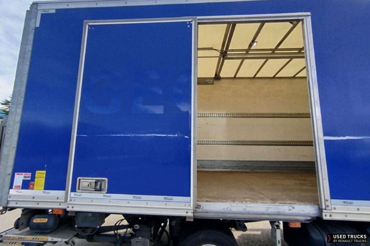 Renault Trucks D 210
