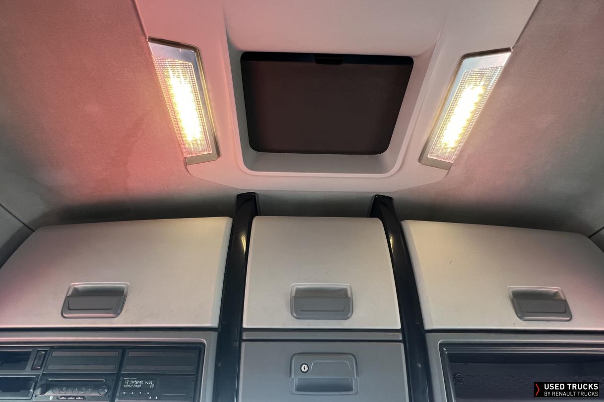 Renault Trucks T High 520