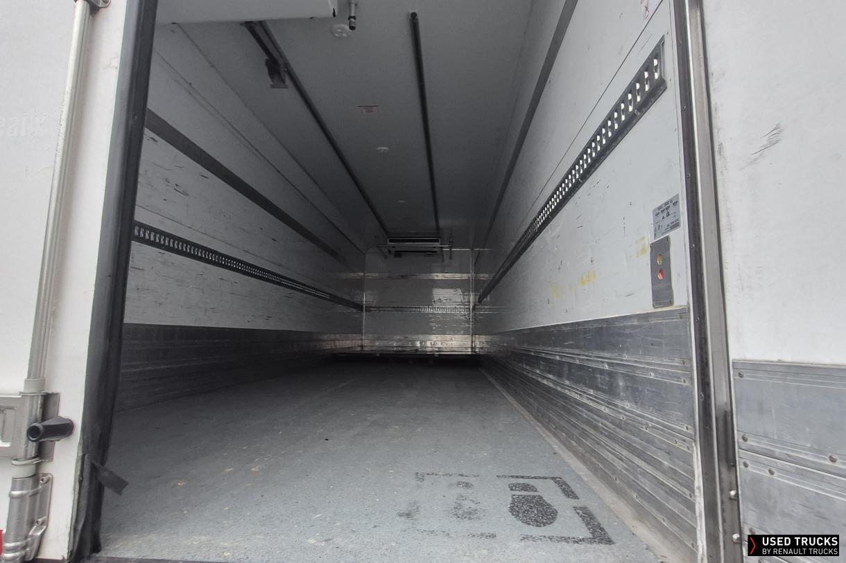 Renault Trucks D Wide 320