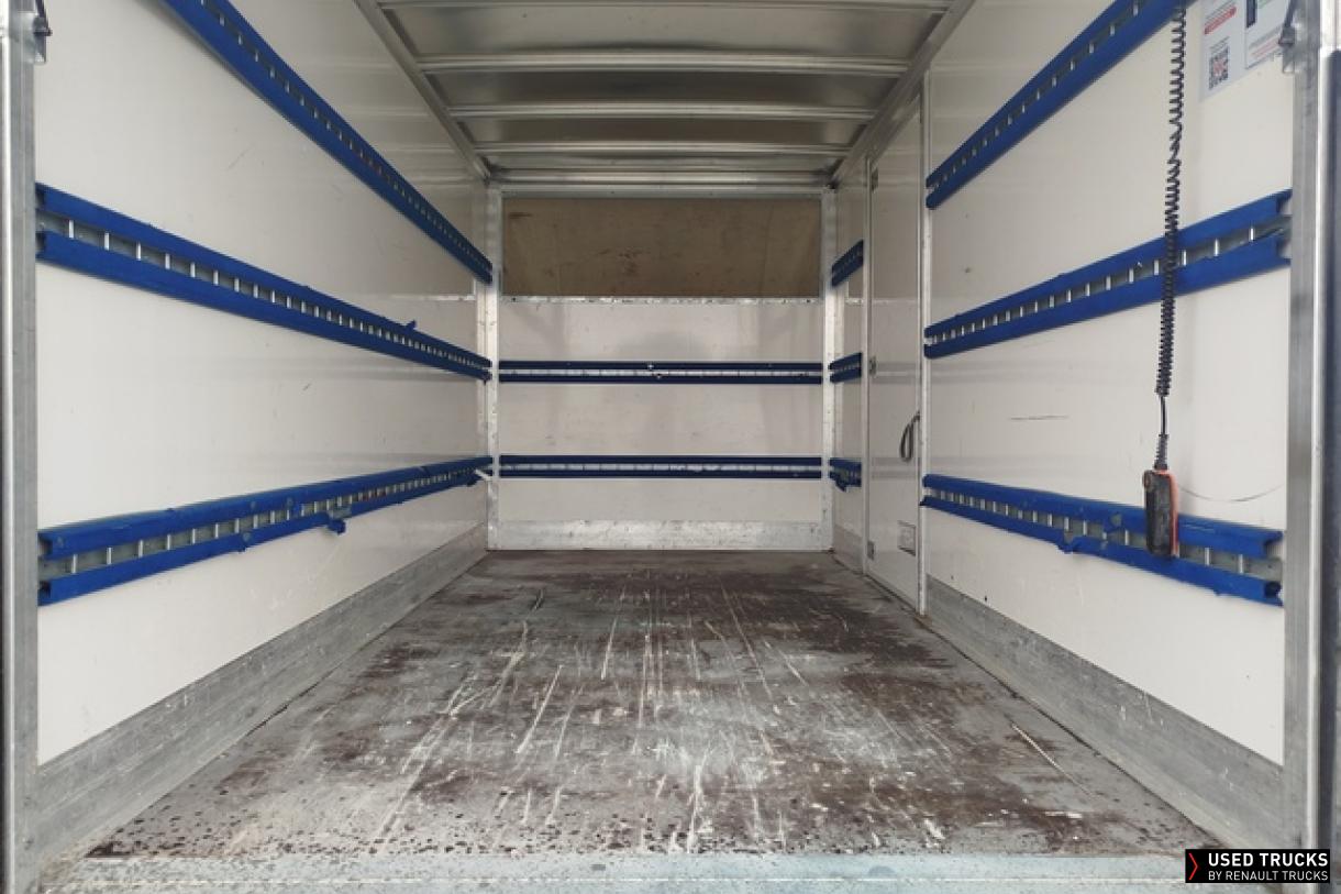 Renault Master 145