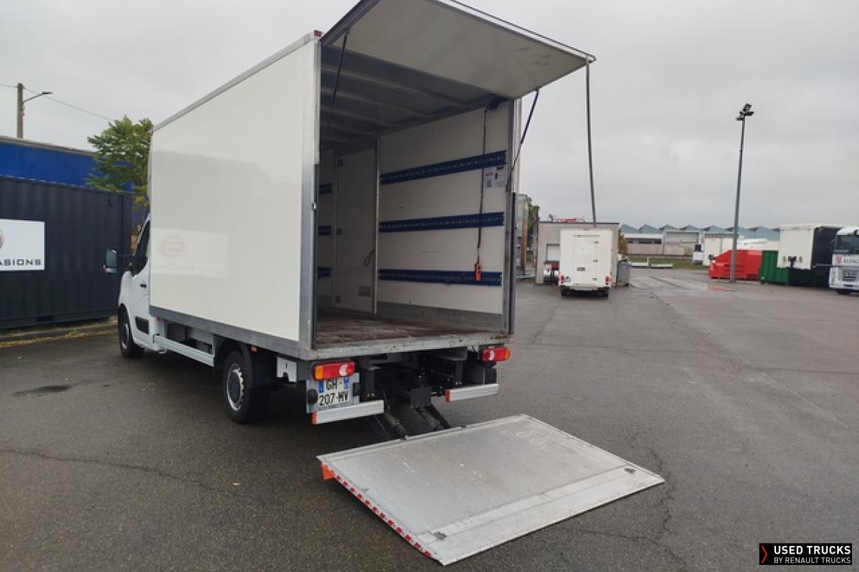 Renault Master 145