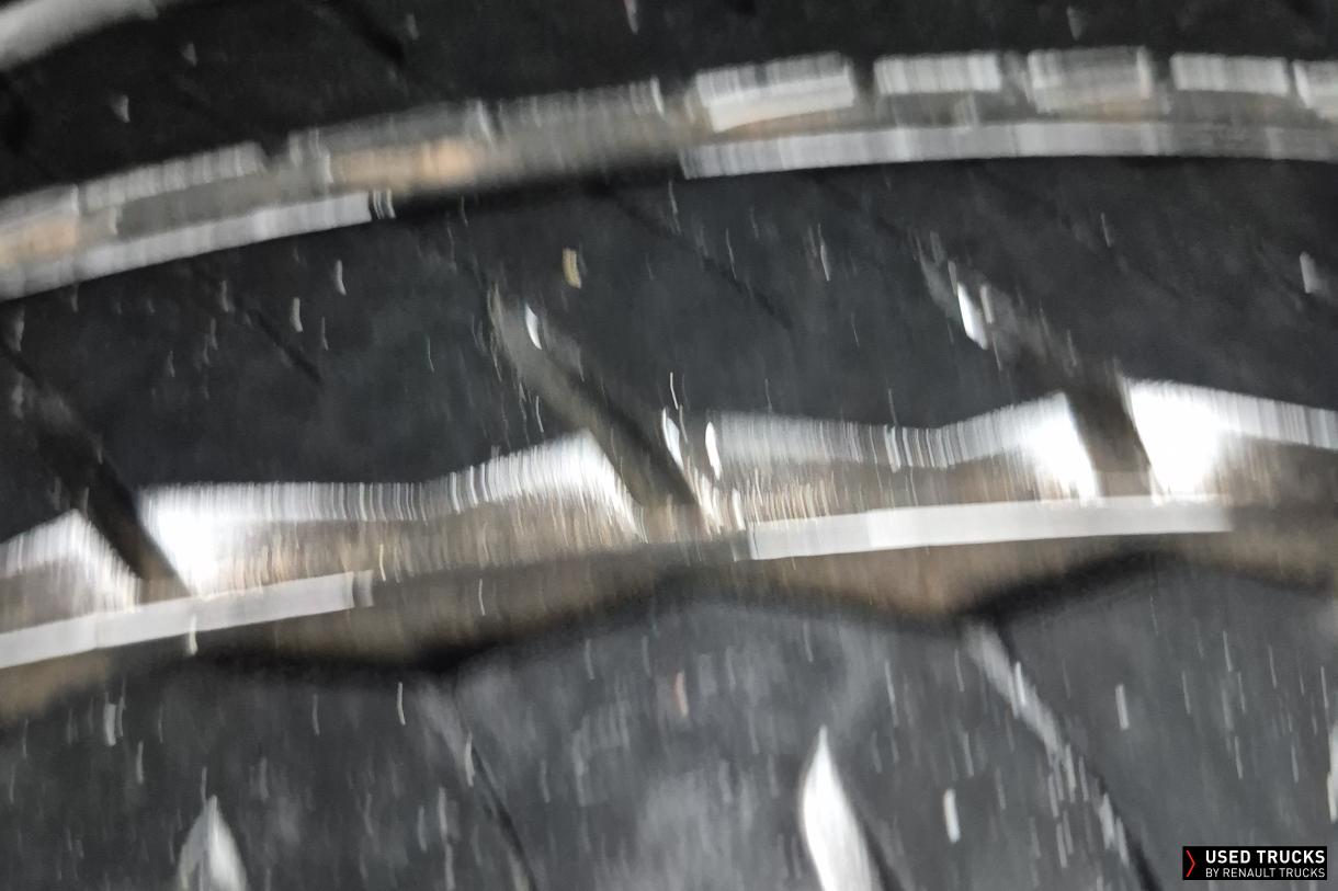 Renault Trucks Master 135