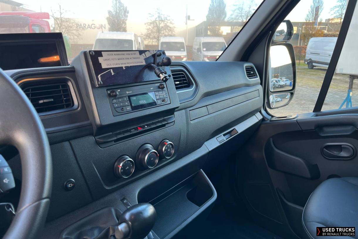 Renault Trucks Master 76