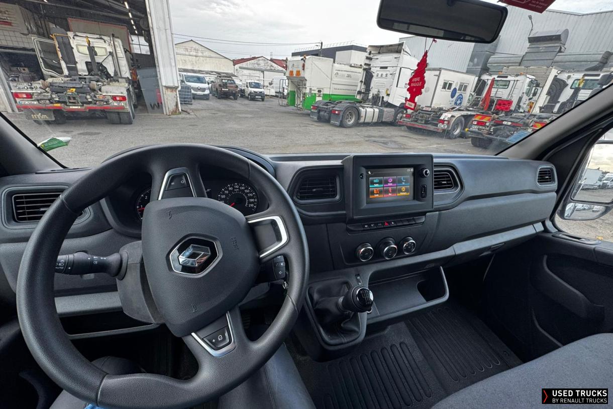 Renault Master 145
