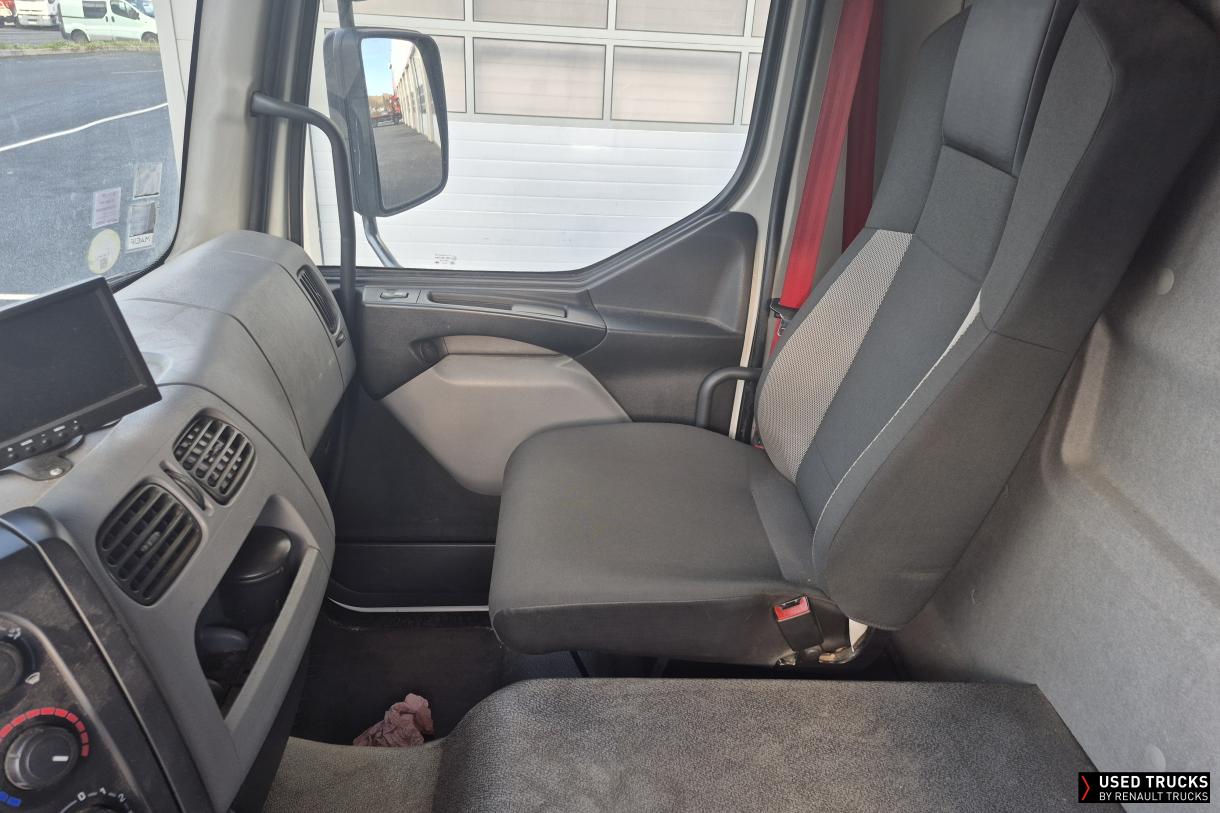 Renault Trucks D 210