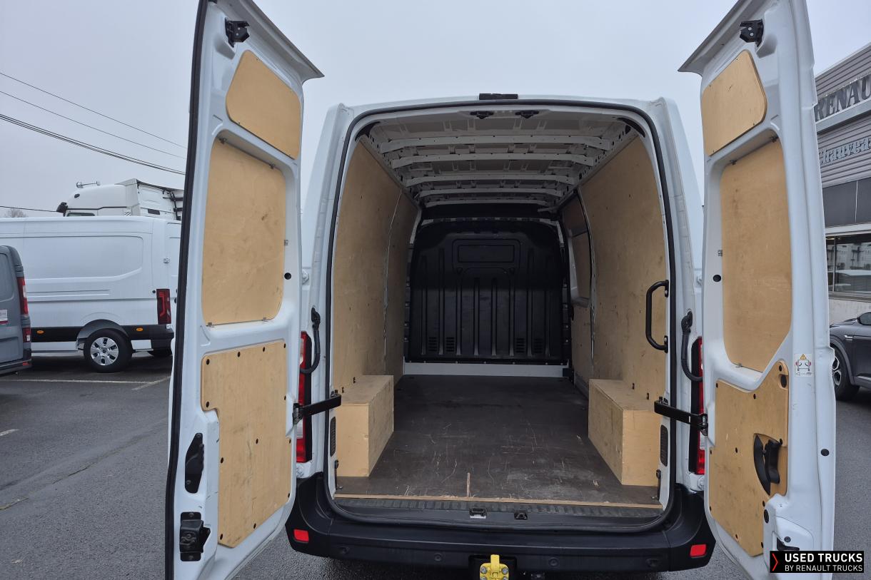 Renault Trucks Master 135