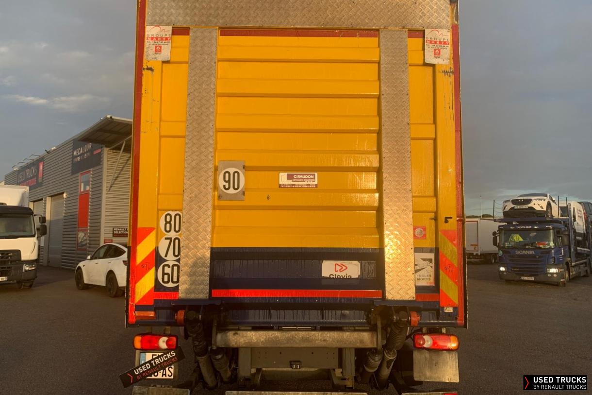 Renault Trucks D 210