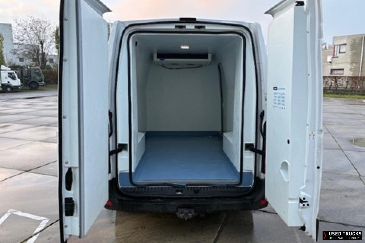 Renault Trucks Master 150