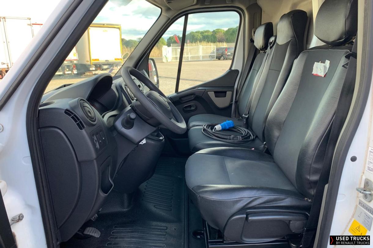 Renault Trucks Master 130