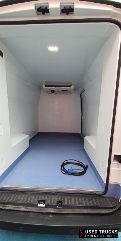 Renault Trucks Master 150
