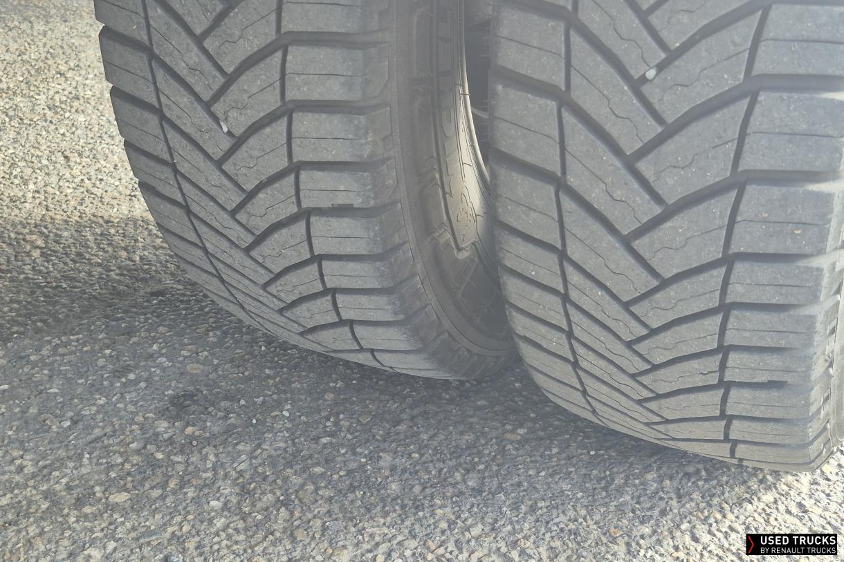 Renault Trucks Master 145