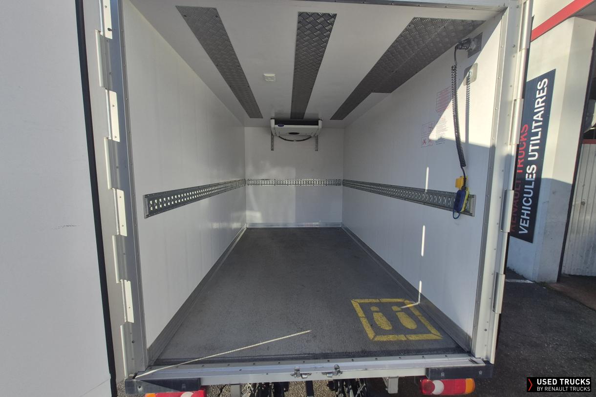 Renault Trucks Master 145