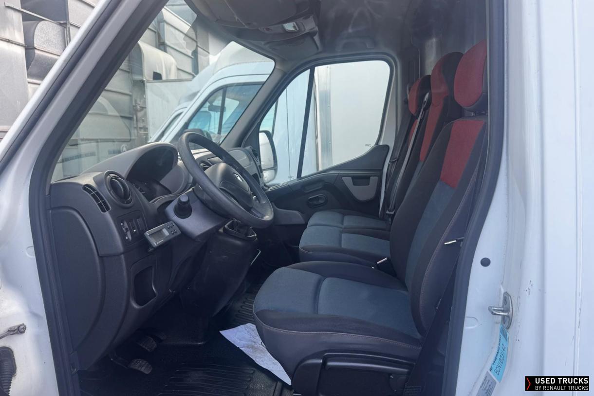 Renault Trucks Master 135