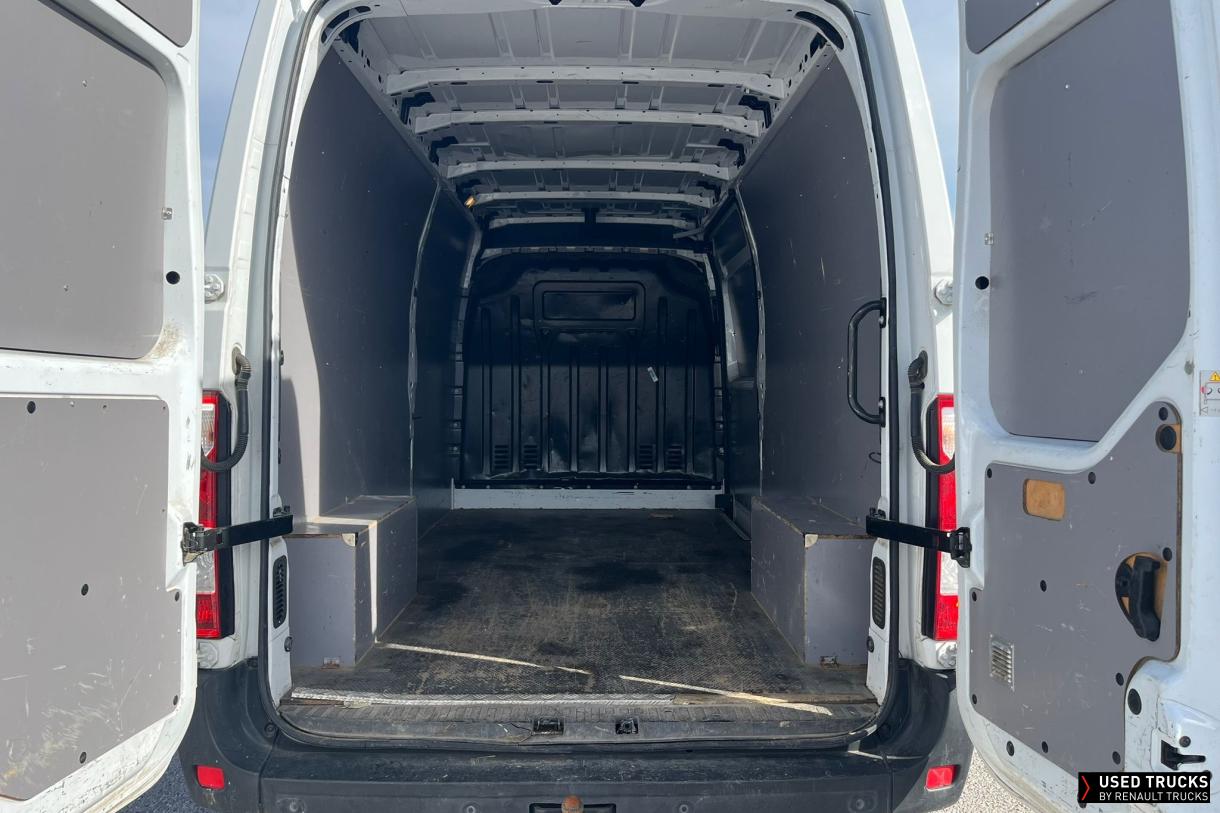 Renault Trucks Master 135