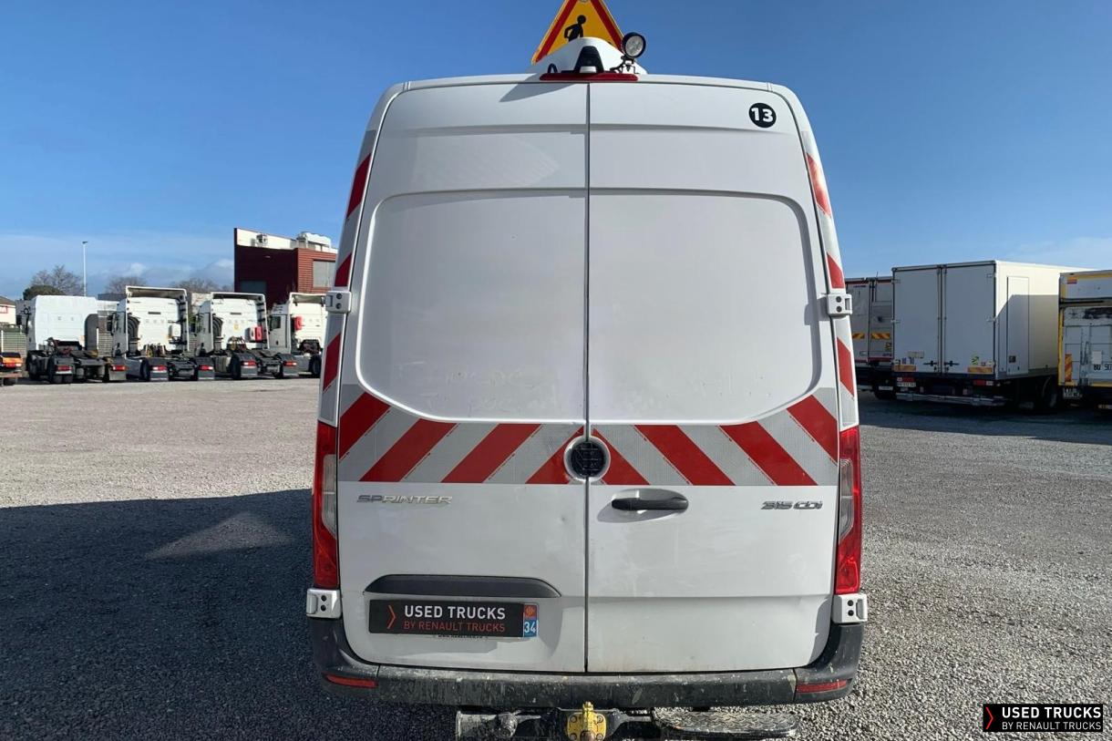 Mercedes-Benz Sprinter 150