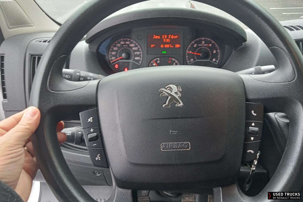 Peugeot Boxer 140