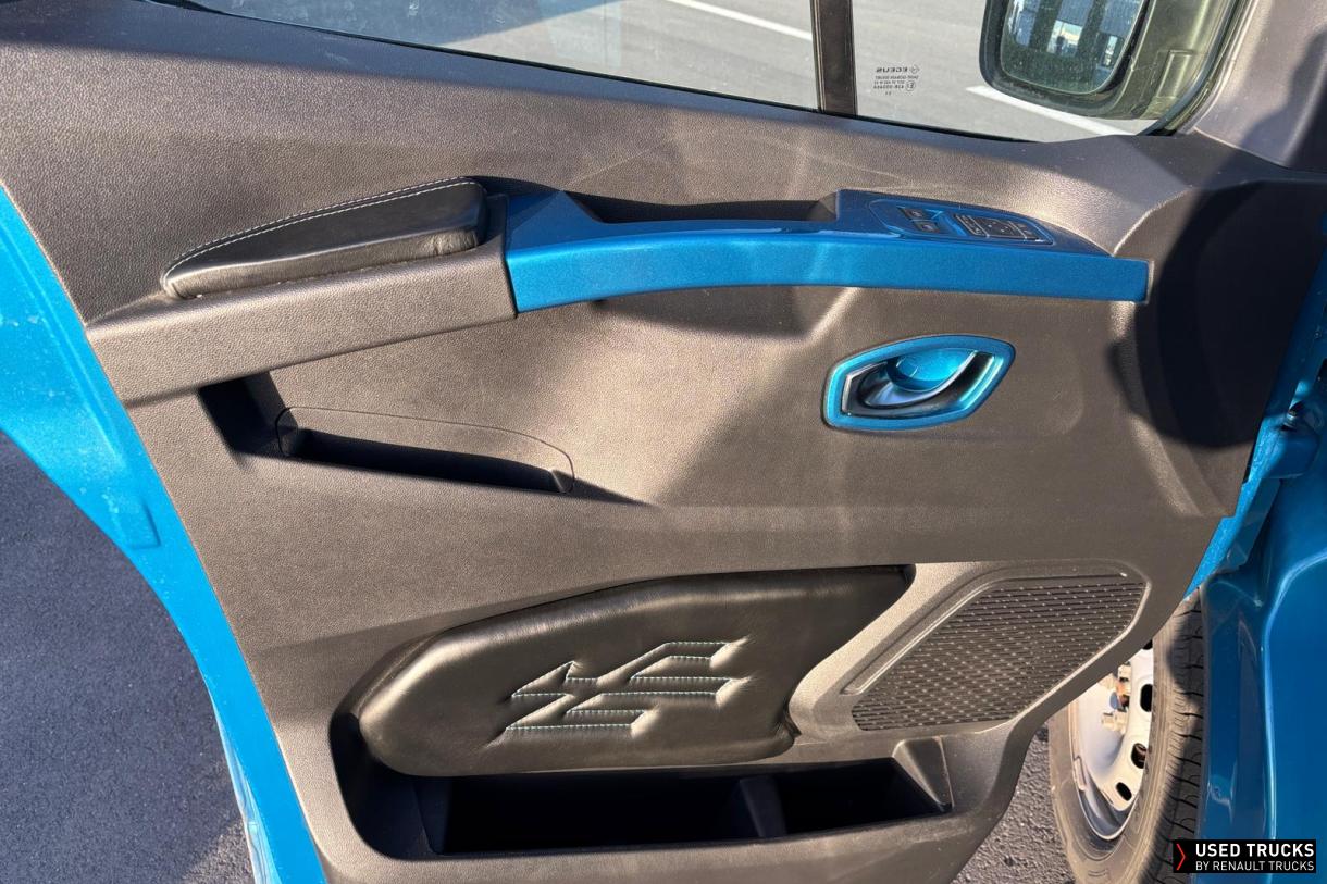 Renault Trucks Trafic 170