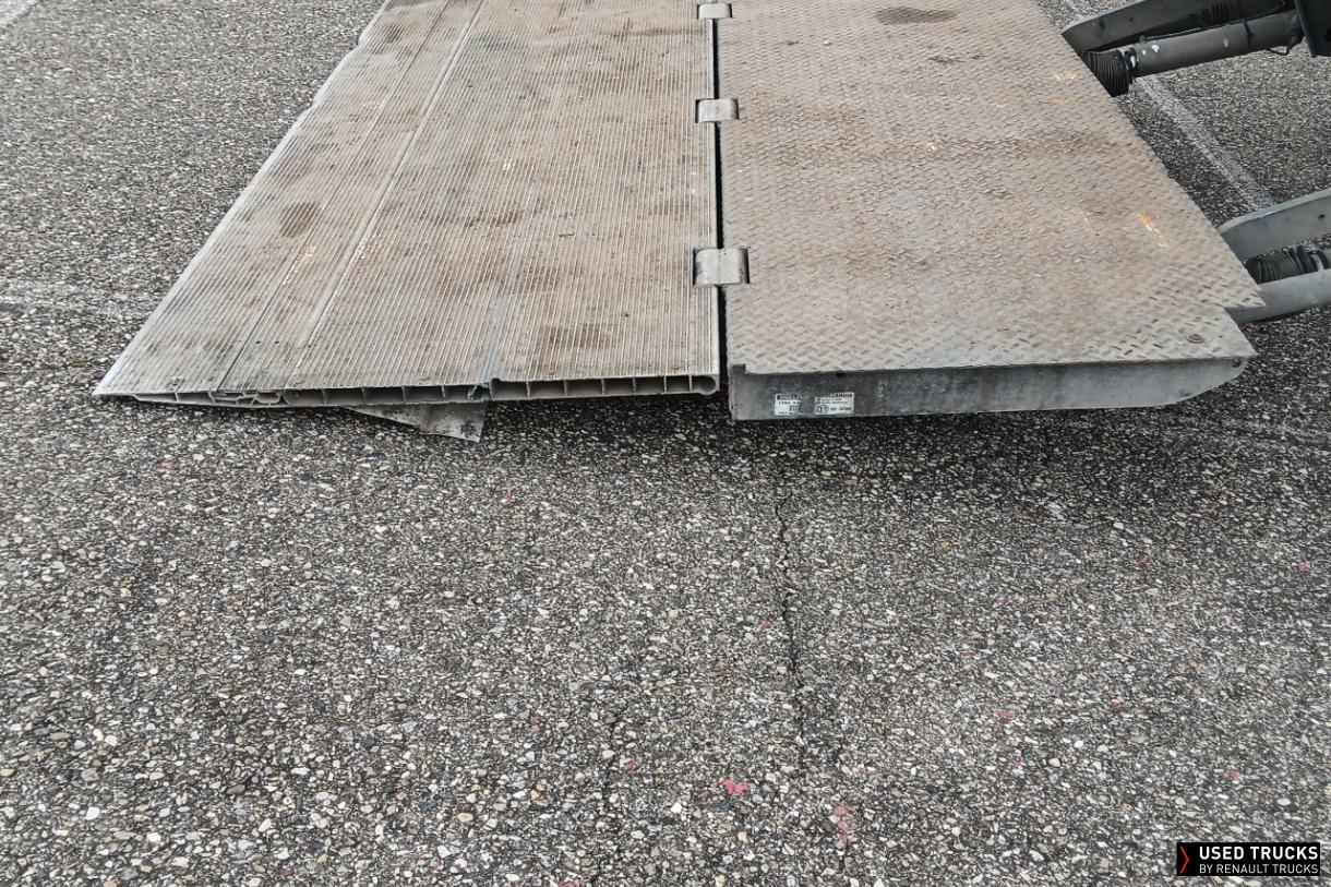 Renault Trucks D 280