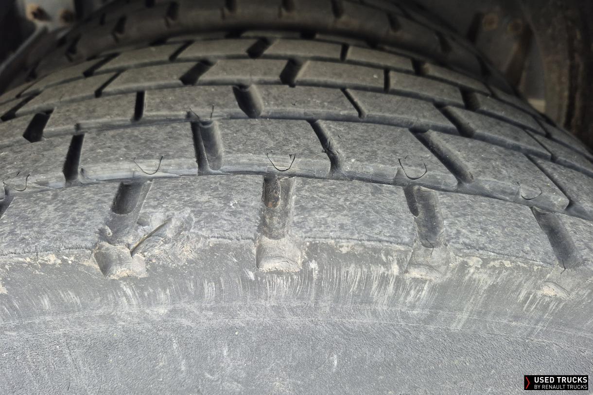 Renault Trucks D 280