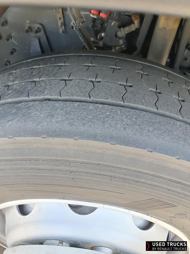 Renault Trucks T 440