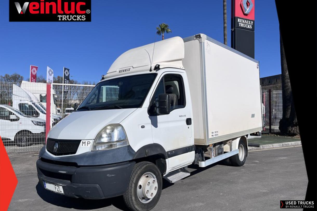 Renault Trucks Mascott 150
