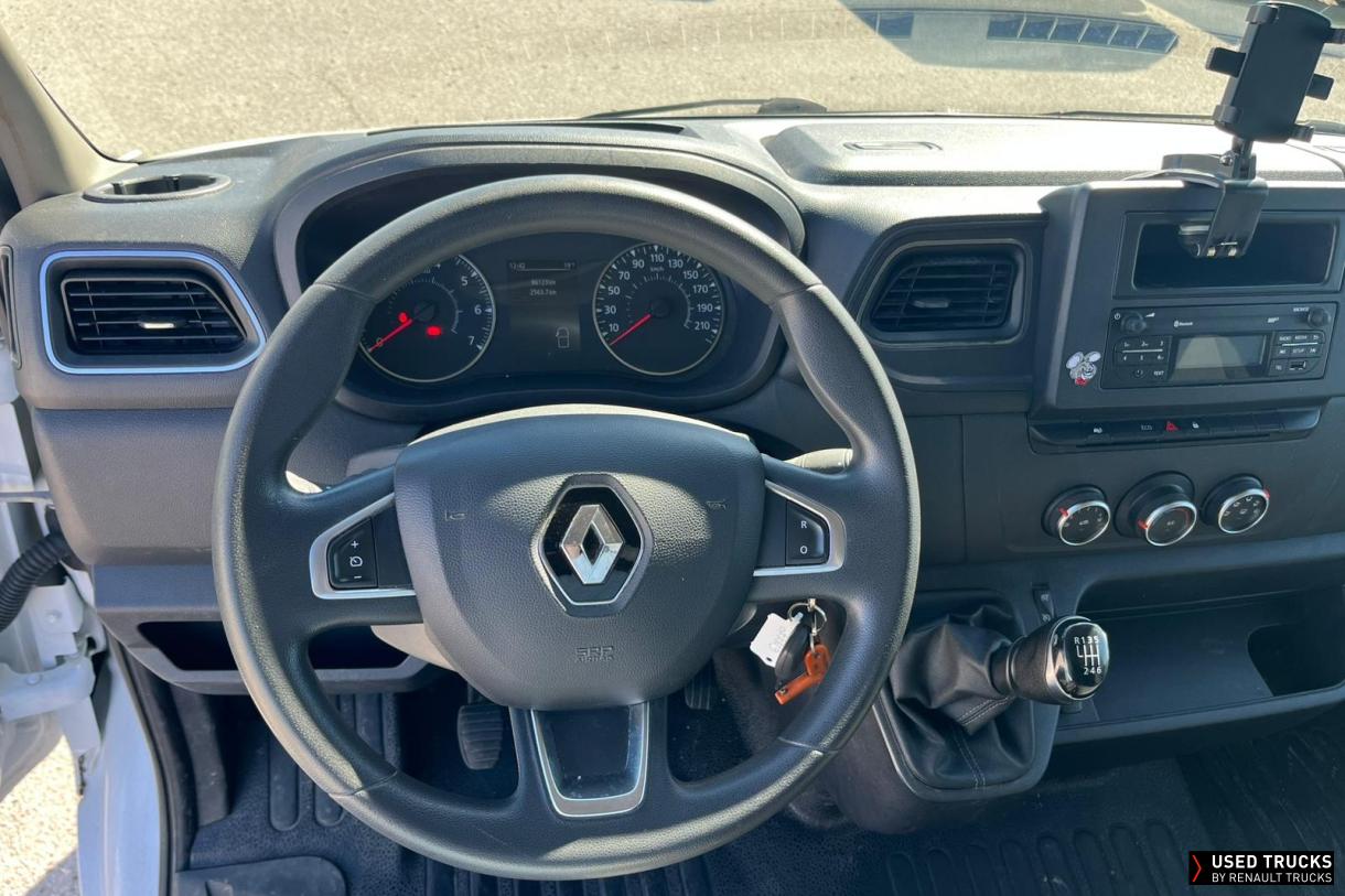 Renault Trucks Master 130