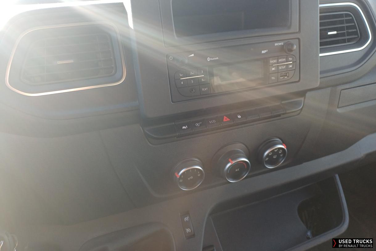 Renault Master 130