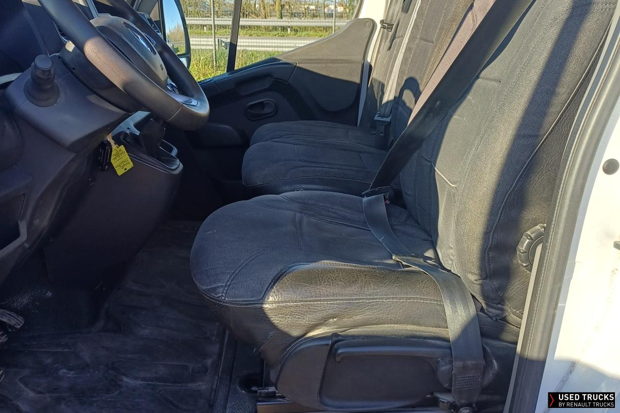 Renault Master 130
