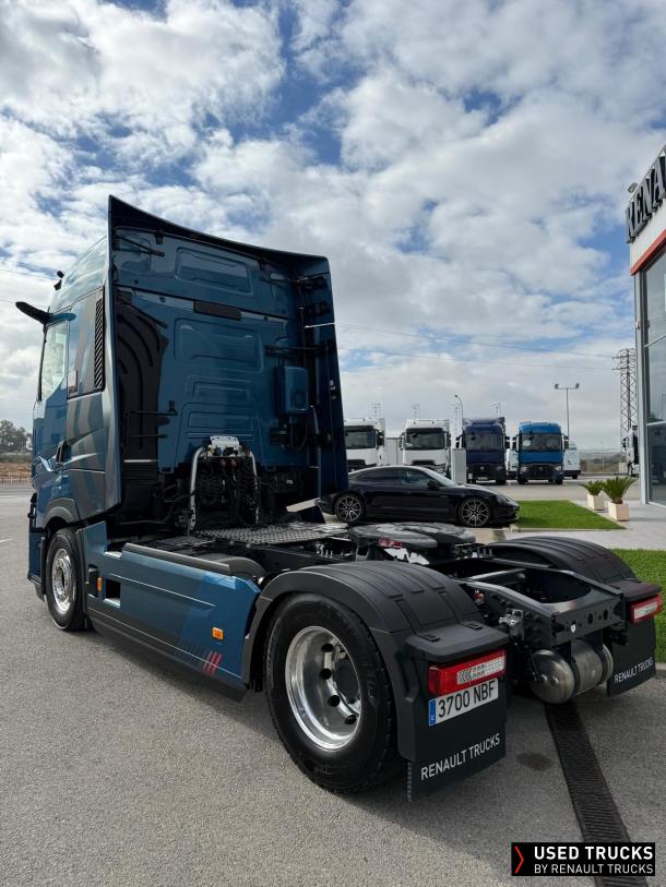 Renault Trucks T High 