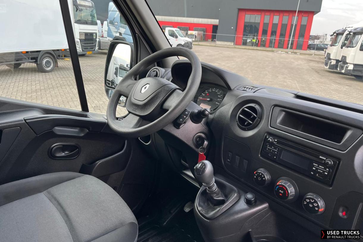 Renault Trucks Master 130