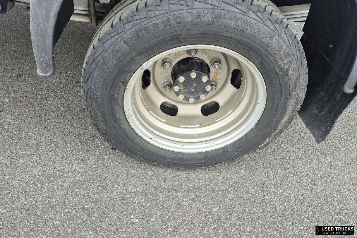 Renault Trucks Master 145