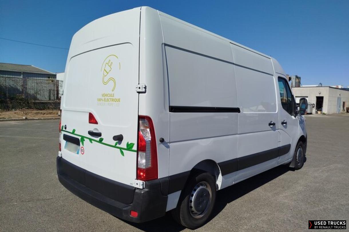 Renault Trucks Master 76