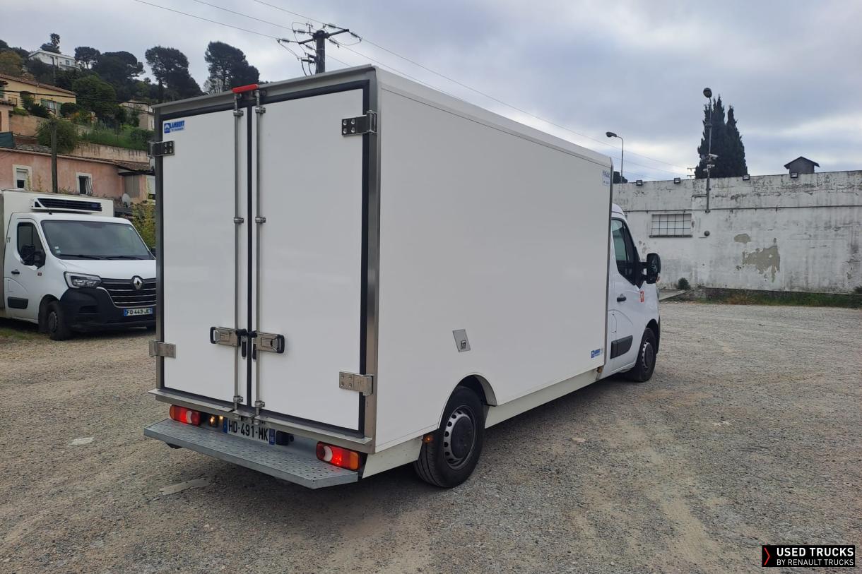 Renault Trucks Master 145