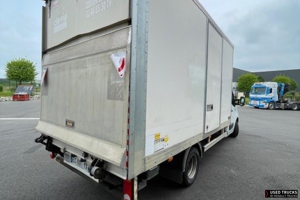 Renault Trucks Master 165