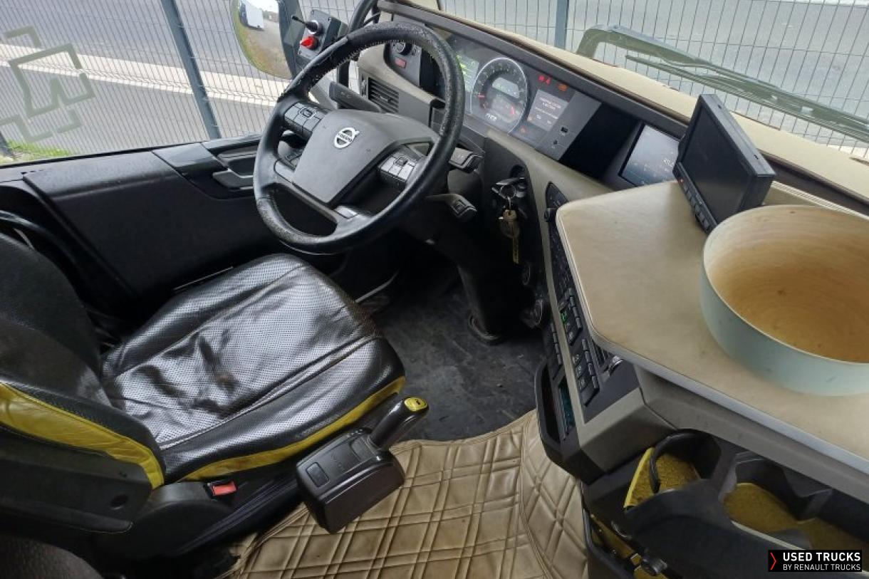 Volvo FH16 750