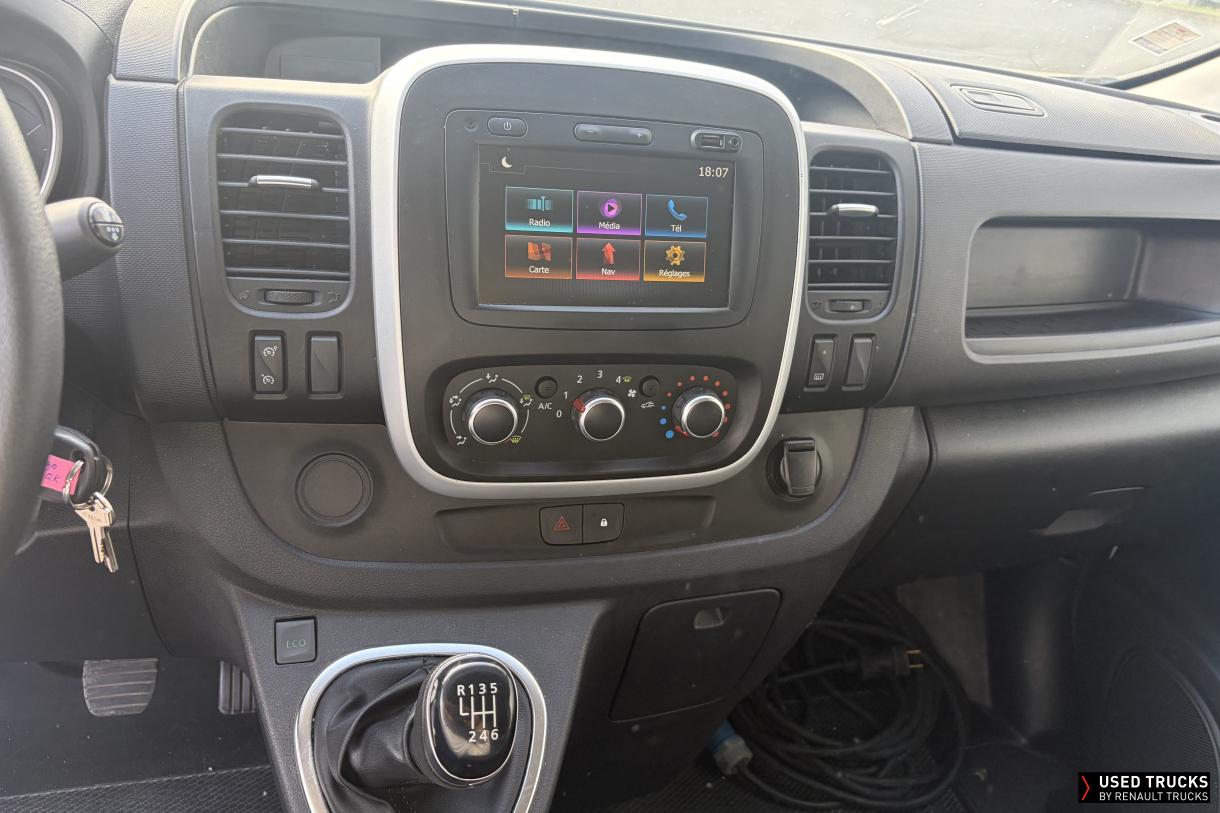 Renault Trafic 120